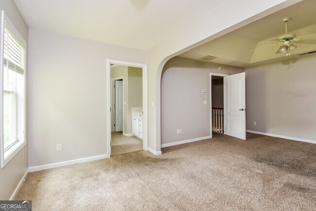 Building Photo - 3671 Devon Park Ln NW