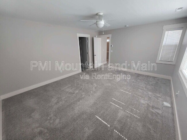 Building Photo - 16 Alice Clement Ln