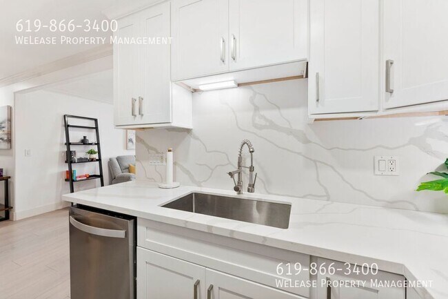 Building Photo - 5055 Collwood Blvd
