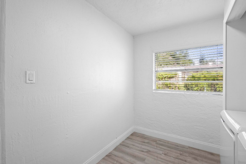 Building Photo - 2600 S Crystal Lake Dr