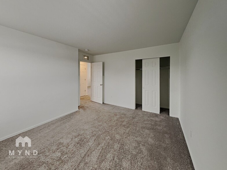 Building Photo - 9732 Truckee St