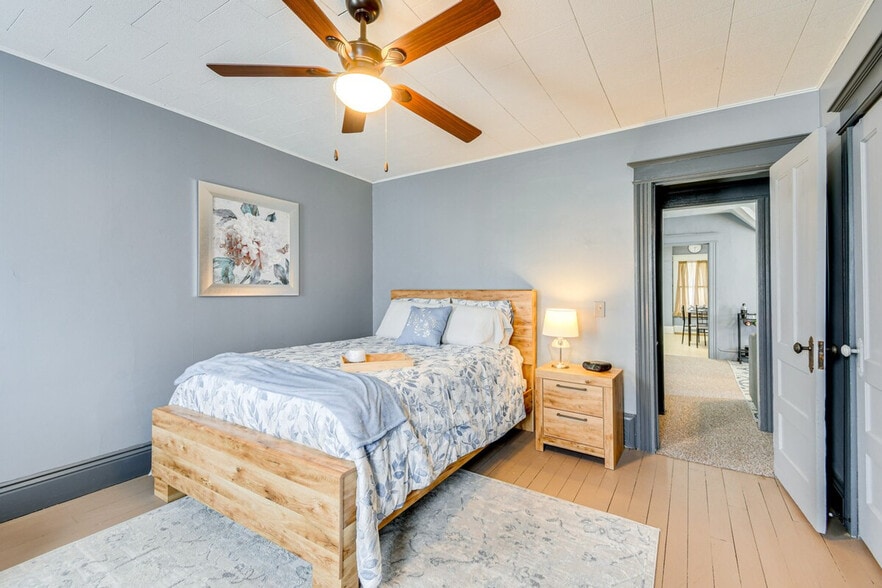 Building Photo - 71 Sanford St