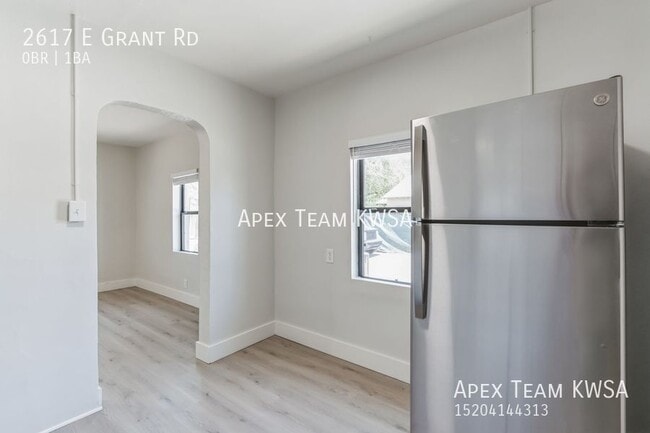 Building Photo - 2617 E Grant Rd