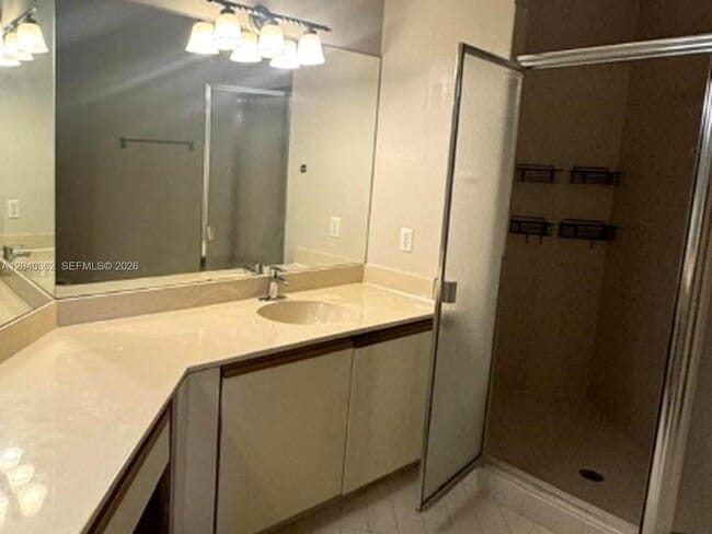 Building Photo - 9238 Vineland Ct