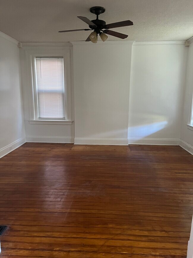 Living Room - 505 Wallace Ave