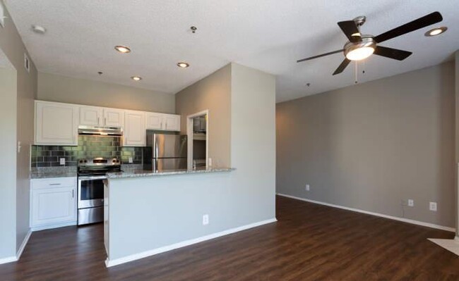 Building Photo - 1 bedroom in Dallas TX 75231