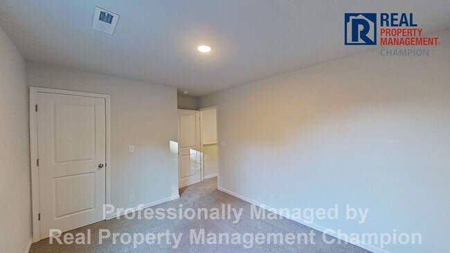 Building Photo - Newly Constructed 3 BD 2.5 BA w/Open Floor Plan