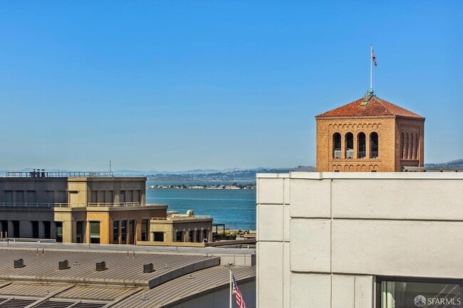 Building Photo - 201 Harrison St