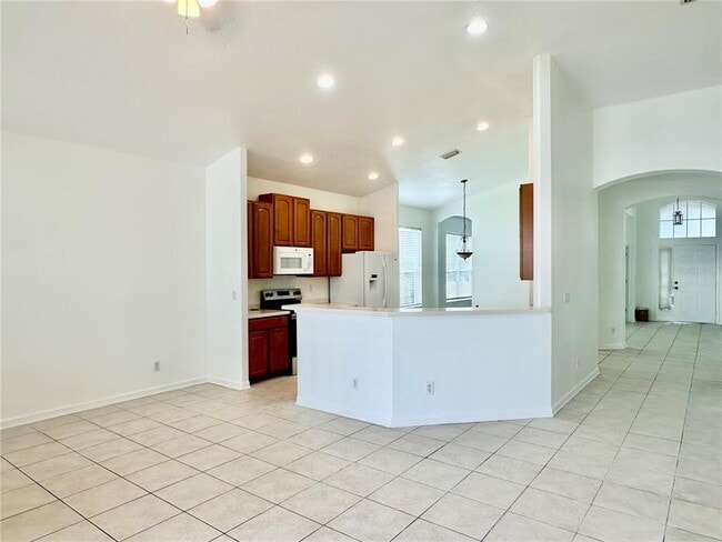 Building Photo - 5223 58th Terrace E