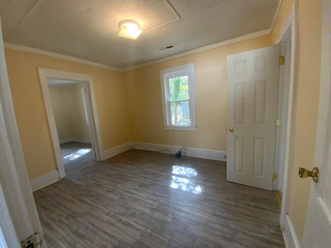 Building Photo - 65 Highland Ave