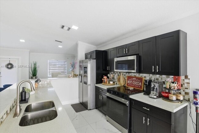 Building Photo - 18366 SW 139th Ct