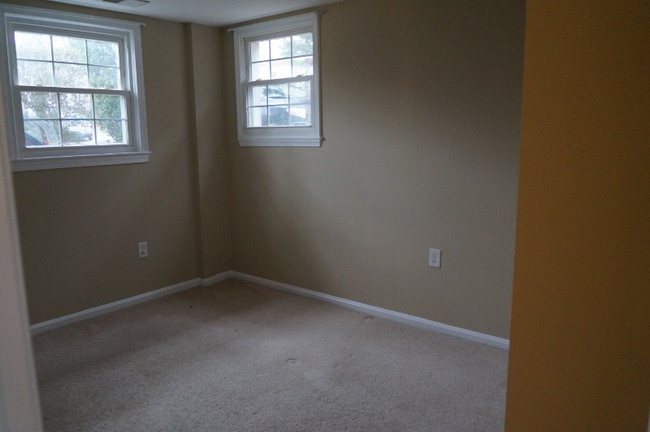 Building Photo - 2504 Bristol Cir