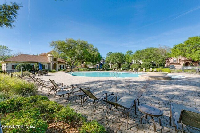 Building Photo - 3589 Sir Rogers Ct