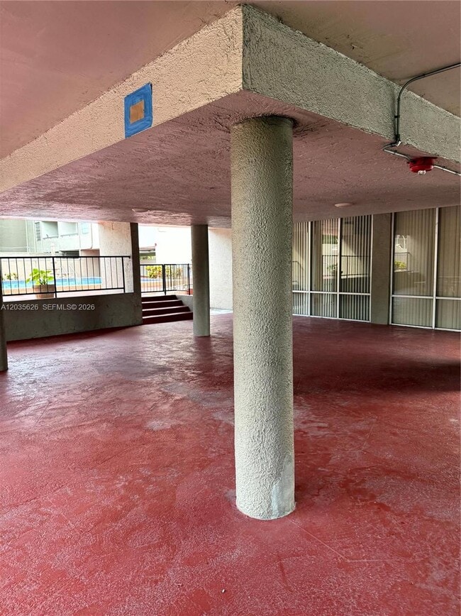 Building Photo - 802 NW 87th Ave