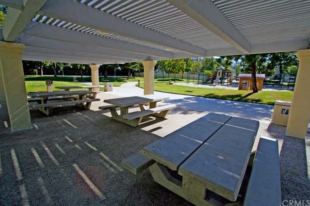 Building Photo - 39 Goldenrod-