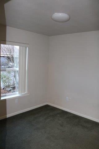 Building Photo - Cute, Cozy, convenient Arcata 3 bedroom townhouse with small fenced yard, laundry