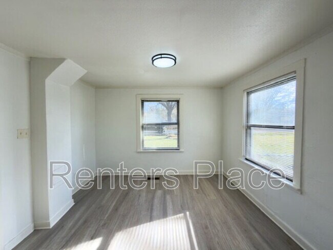 Building Photo - 5736 S Quincy Pl