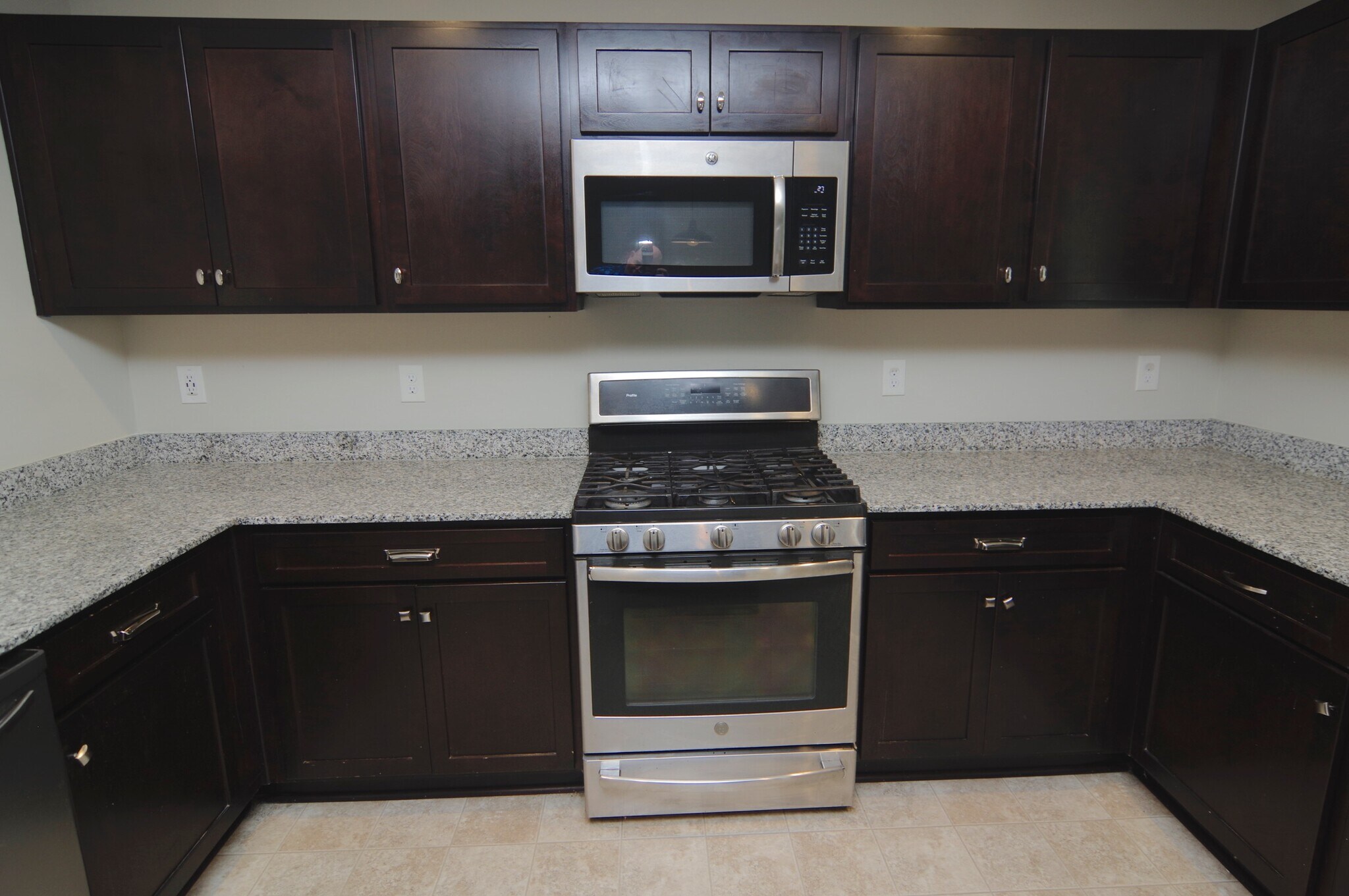 Building Photo - 129 Vermillion Dr