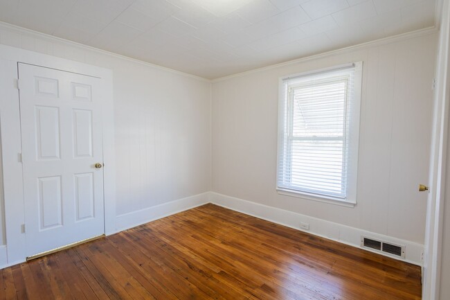 Building Photo - 3 bed in Winston-Salem