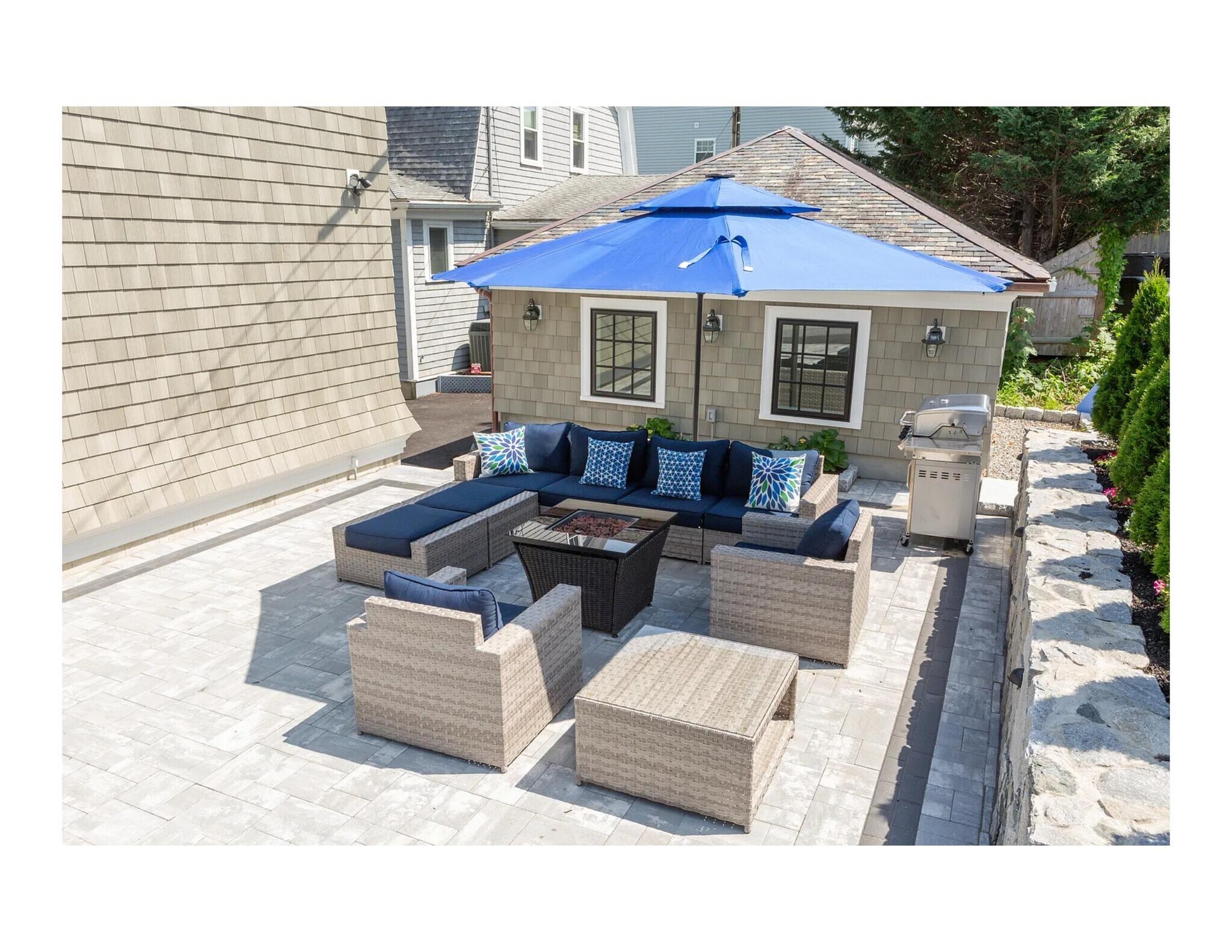 Building Photo - 153 Bayside Rd