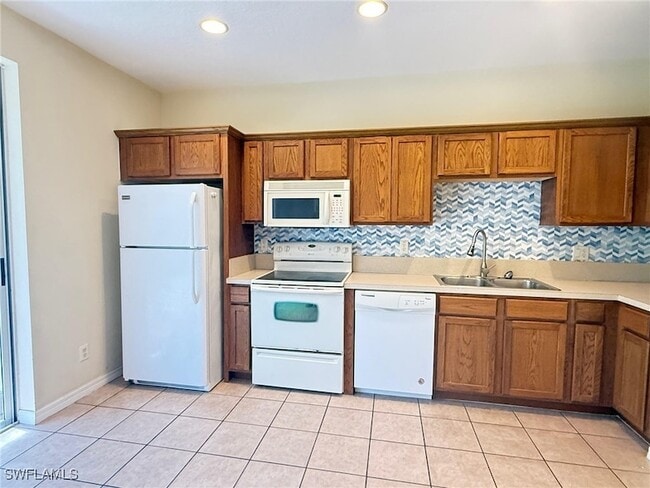 Building Photo - 9602 Roundstone Cir