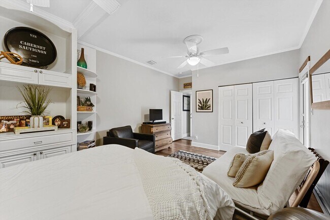 Building Photo - 4487 NW 42nd Terrace