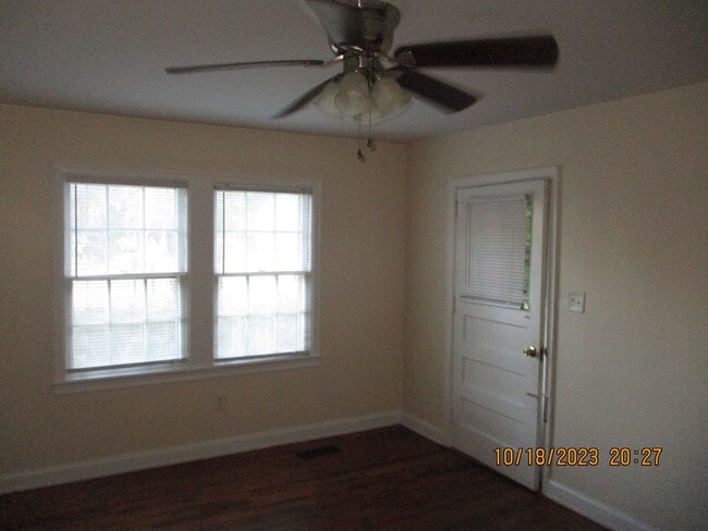 Building Photo - 1312 9th Ave