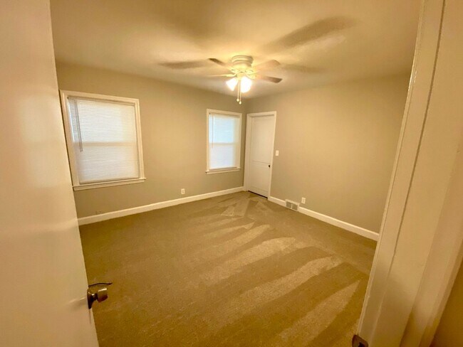 Building Photo - 4118 Browns Ln