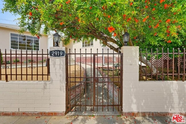 Building Photo - 2919 Maxwell St