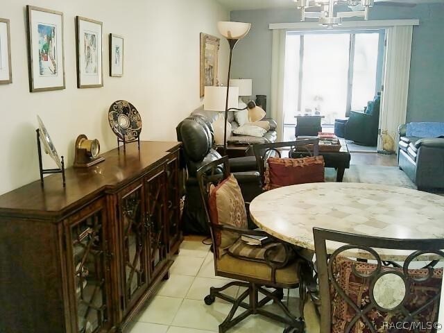 Building Photo - 760 E Gilchrist Ct