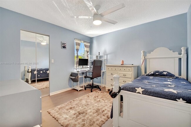 Building Photo - 7647 Rockport Cir