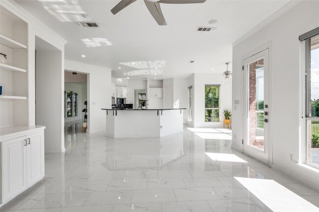 Building Photo - 7417 Marigold Dr