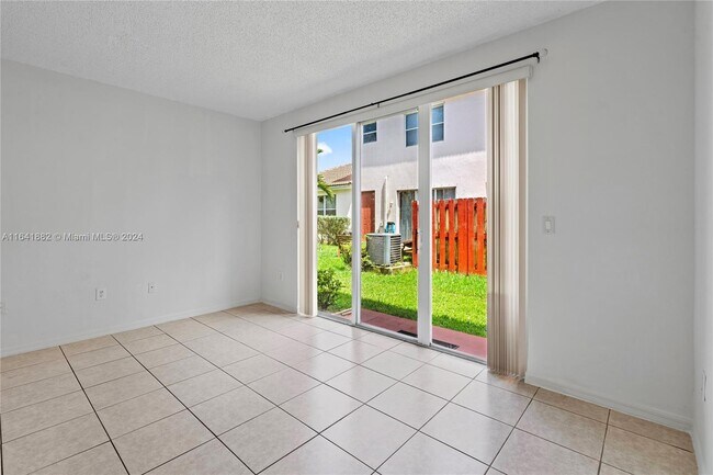Building Photo - 2258 NE 42nd Ave
