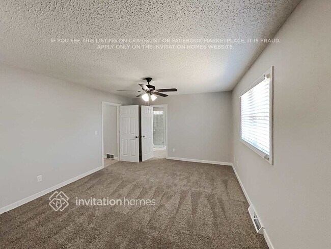 Building Photo - 5718 W 17th St