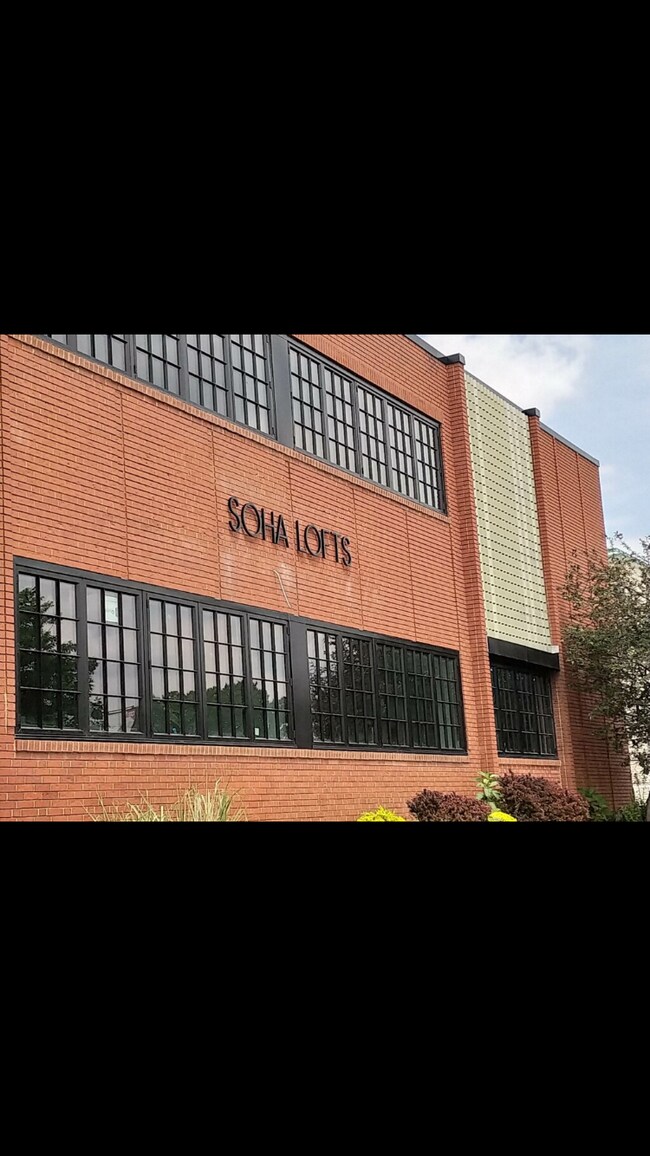 Front- Exterior View - 4651 Hampton Ave