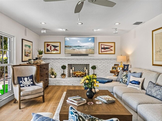 Building Photo - 829 59th Ave