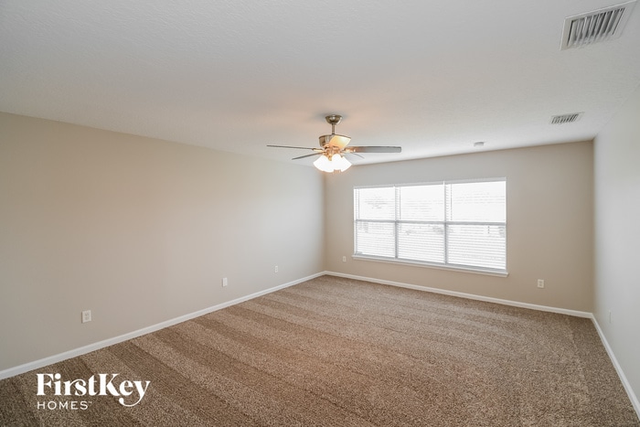 Building Photo - 8327 Highgate Dr