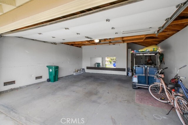 Building Photo - 332 Villena Way