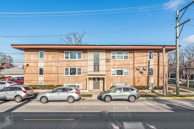 Building Photo - 1548 S 61st Ct