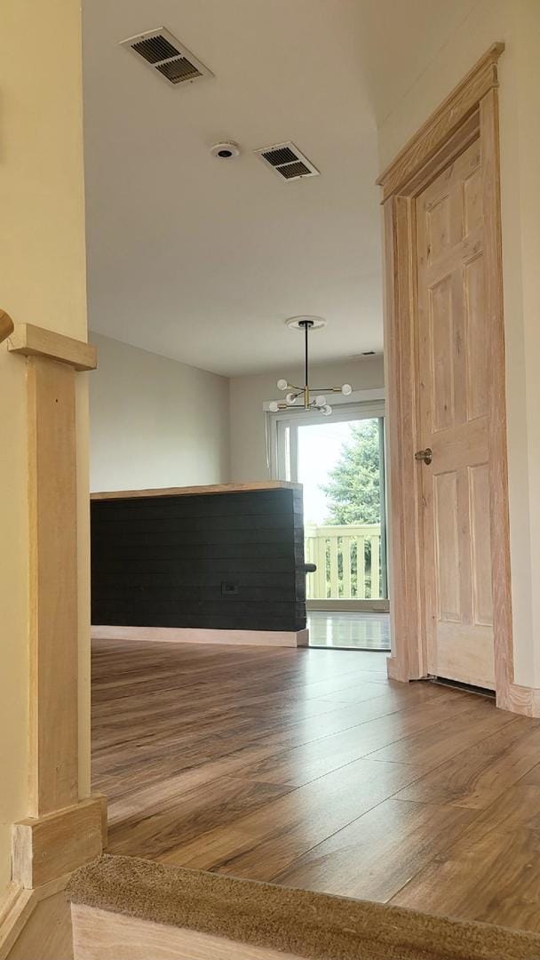 Building Photo - 2625 Canyon Dr