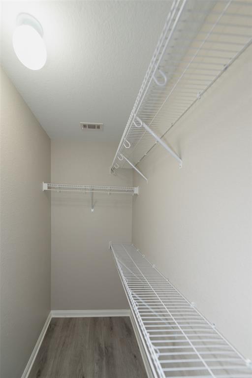 Building Photo - 1349 Twin Estates Dr