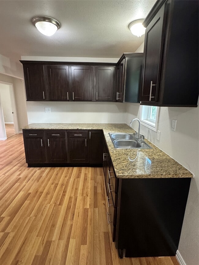 Building Photo - 26327 Pinion Creek Rd