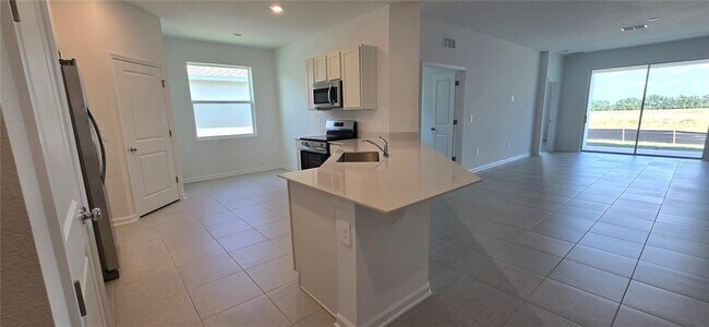 Building Photo - 2451 Bluestone Rd