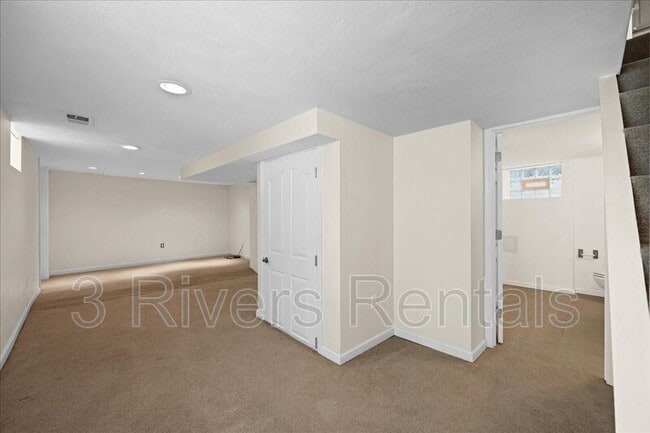 Building Photo - 1339 Rutherford Ave