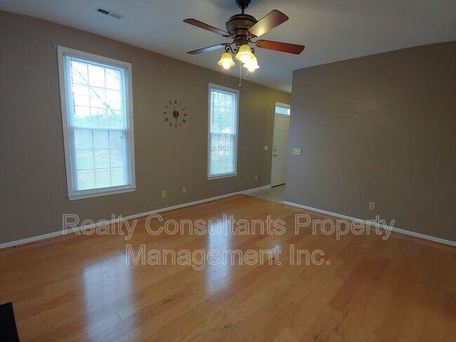 Building Photo - 3310 Mill Spring Ct