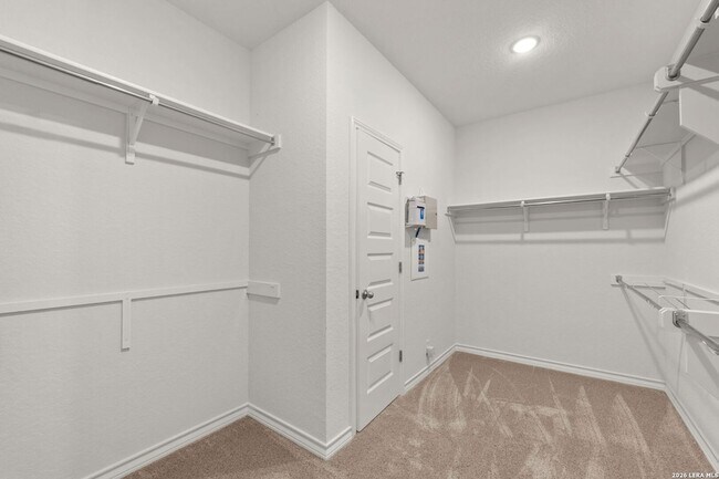 Building Photo - 1732 Doubleday Ln