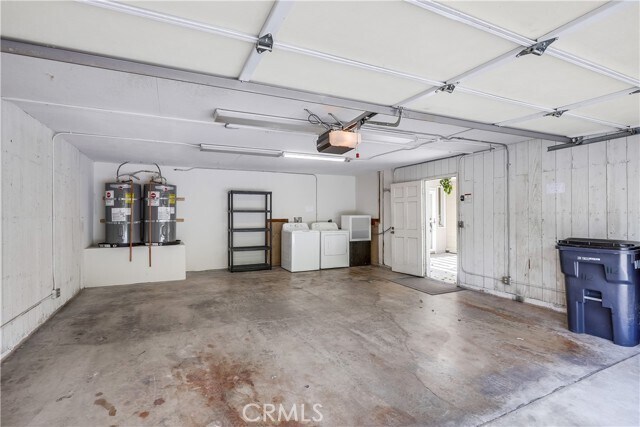 Building Photo - 23521 Ave La Caza