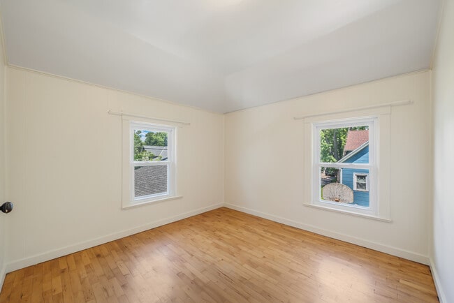 Bedroom 2 (upper level) - 907 N Fair St