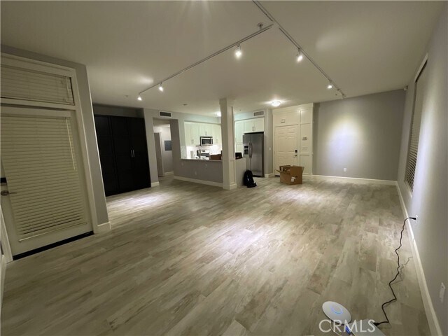 Building Photo - 13044 Pacific Promenade