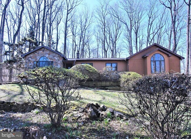 Building Photo - 306 Cedar Hill Rd